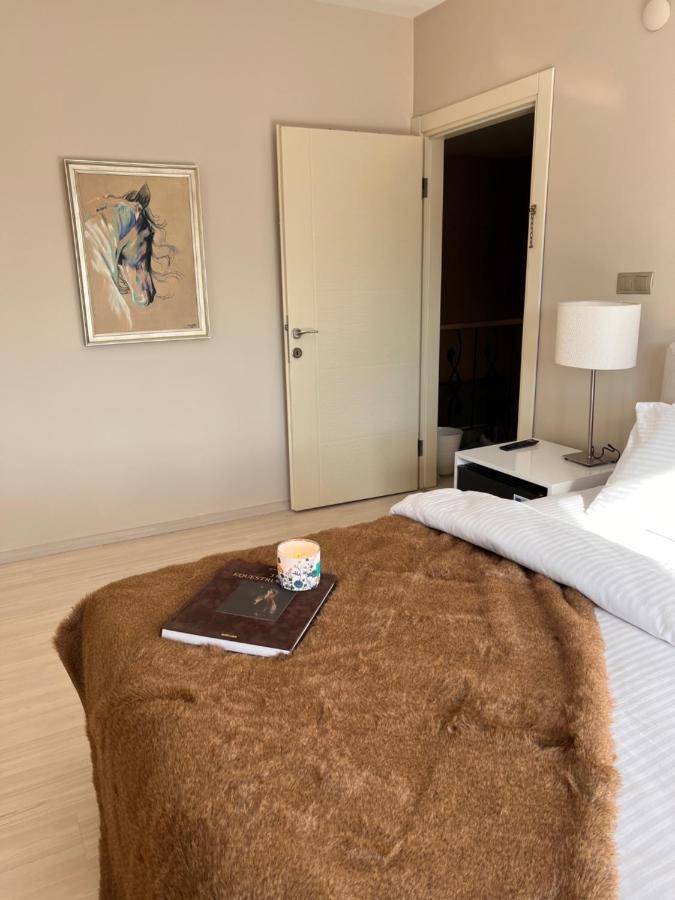 B. Equine Range Hotel Narlidere Εξωτερικό φωτογραφία